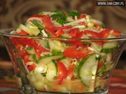 Długi ogórek szklarniowy