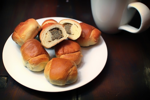 Przepis na Drożdżowe paszteciki z mięsem Drożdżowe paszteciki z mięsem