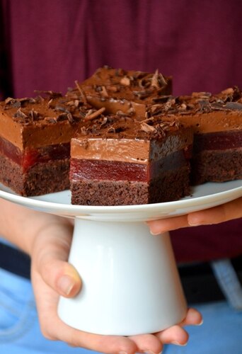 Kostka czekoladowo-śliwkowa