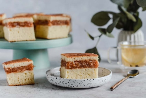 Przepis na Szarlotka biszkoptowa Szarlotka biszkoptowa