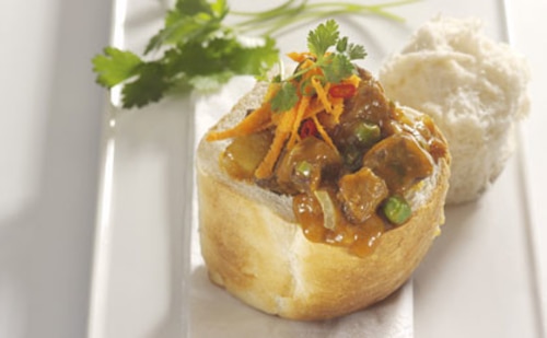 Przepis na Duszona baranina w bagietce  Duszona baranina w bagietce