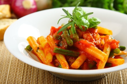 Fasolka w sosie pomidorowym