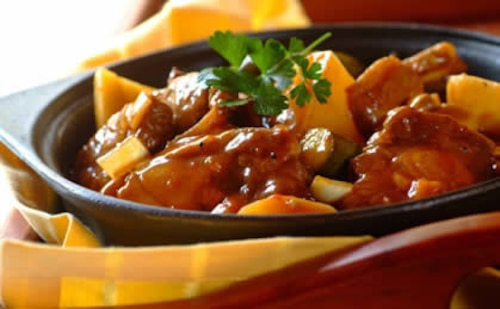 Duszony szponder wołowy 