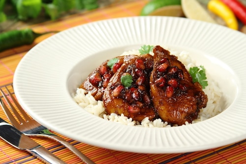 Filety z kurczaka w sosie z granatów