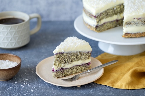 Przepis na Tort makowy z budyniem Tort makowy z budyniem