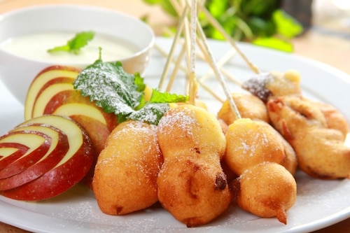 Przepis na Fondue owocowe z sosem jogurtowym  Fondue owocowe z sosem jogurtowym