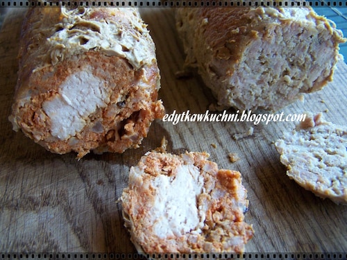 Przepis na Galantyna wieprzowa z piersią z kurczaka Galantyna wieprzowa z piersią z kurczaka