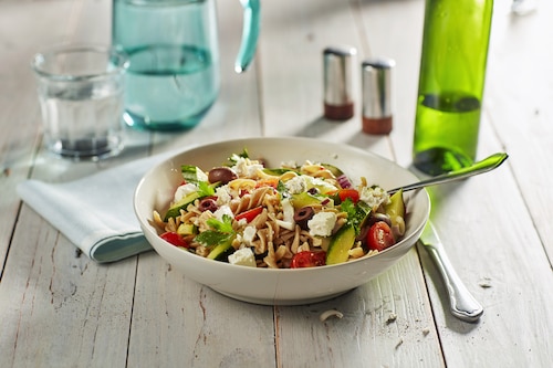 Przepis na Grecka sałatka z makaronem  Grecka sałatka z makaronem