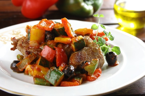 Grillowana karkówka z warzywami po włosku 