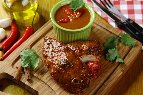 Przepis na Grillowana pierś z kurczaka glazurowana sosem BBQ Grillowana pierś z kurczaka glazurowana sosem BBQ