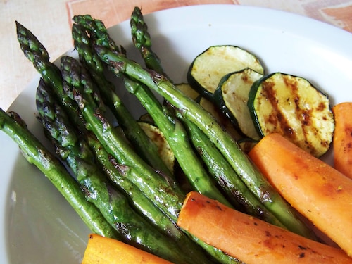 Przepis na Grillowane warzywa w najprostszej marynacie Grillowane warzywa w najprostszej marynacie