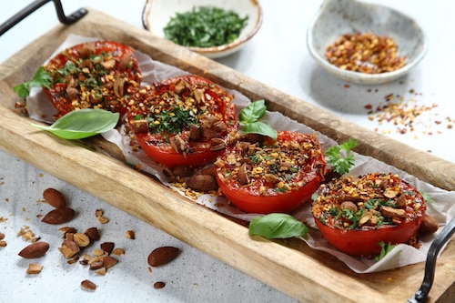 Grillowane pomidory z ziołami i jalapeno