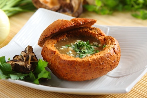 Przepis na Grzybowa podawana w grahamce Grzybowa podawana w grahamce