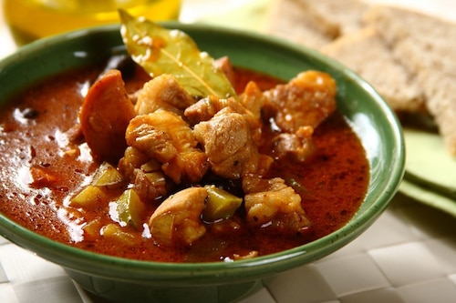 Przepis na Gulasz wieprzowy po myśliwsku Gulasz wieprzowy po myśliwsku