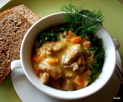 Gulasz wieprzowy w sosie śmietanowym