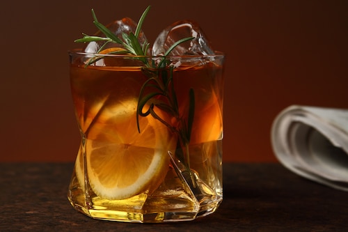 Przepis na Herbata a la whisky on the rocks Herbata a la whisky on the rocks