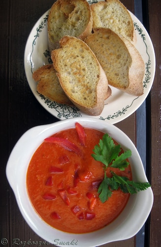 Hiszpański chłodnik z papryki