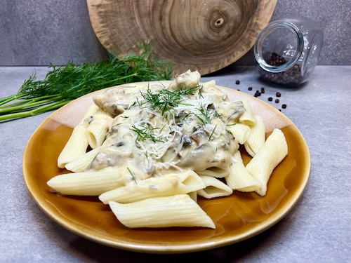 Przepis na Makaron z sosie pieczarkowo-serowym Makaron z sosie pieczarkowo-serowym
