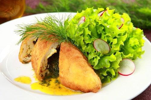 Przepis na Kotlet de volaille - VIDEO Kotlet de volaille - VIDEO