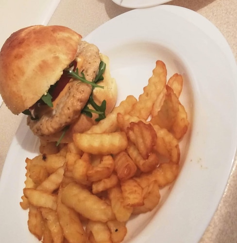 Przepis na Burger drobiowy Burger drobiowy