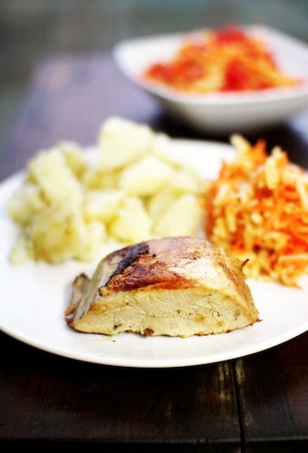 Przepis na Indyk pieczony po hiszpańsku Indyk pieczony po hiszpańsku