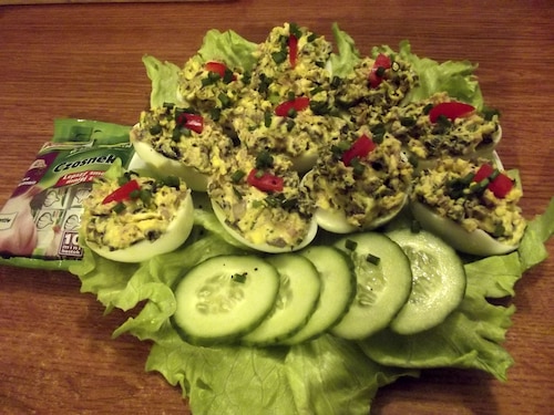 Jajka z pieczarką i szynką