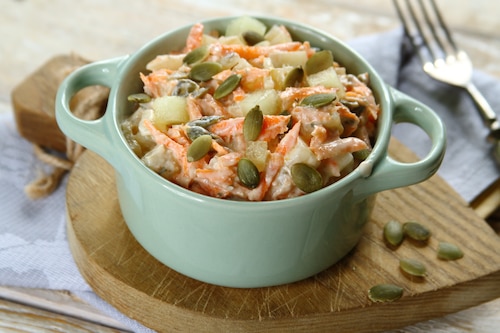 Przepis na Jogurt naturalny z otrębami i owocami Jogurt naturalny z otrębami i owocami