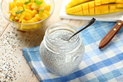 Przepis na Jogurtowy pudding z nasionami chia Jogurtowy pudding z nasionami chia