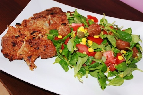 Karkówka z grilla z sałatką 