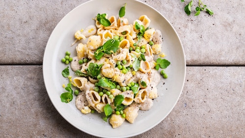 Przepis na Kalafiorowy makaron Alfredo z groszkiem Kalafiorowy makaron Alfredo z groszkiem