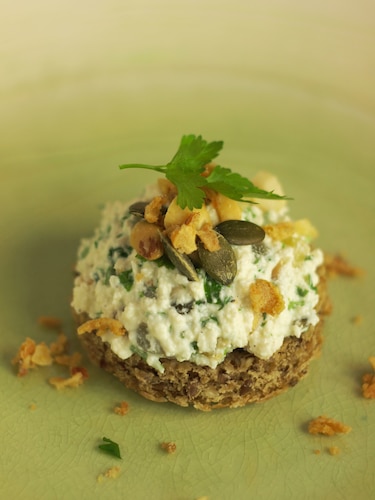 Kanapki z pastą twarogową