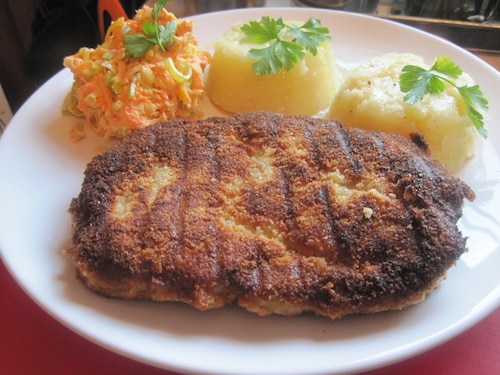 Karkówka w panierce z nuggetsów