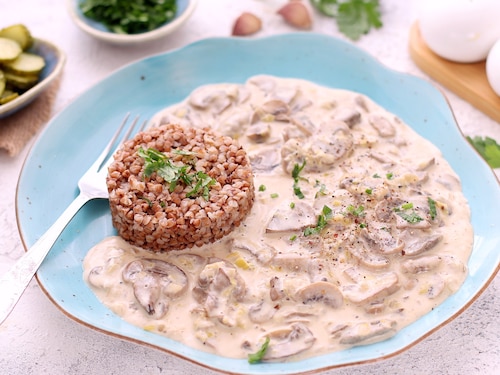 Sos pieczarkowy z porem i kaszą