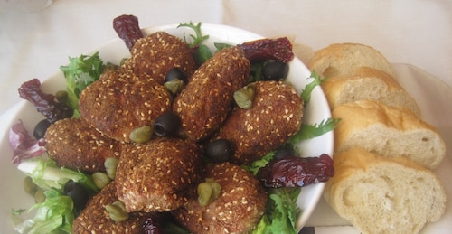 Kotlety mielone z indyka z dodatkiem sezamu