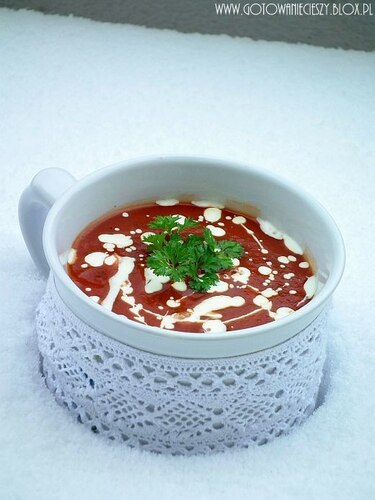 Krem z czerwonych warzyw 