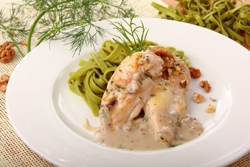 Pierś z kurczaka w sosie