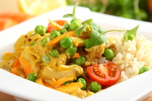 Przepis na Kurczak curry z jogurtem - VIDEO Kurczak curry z jogurtem - VIDEO