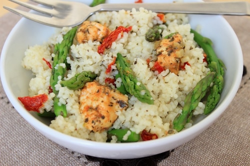 Kuskus ze szparagami i kurczakiem