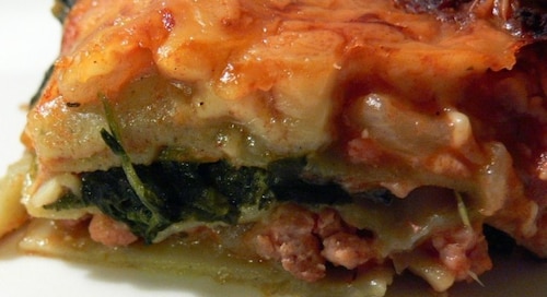 Lasagne z mięsem i szpinakiem