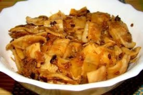 Przepis na Łazanki z kapustą i kiełbasą Łazanki z kapustą i kiełbasą