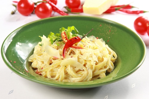 Przepis na Linguine z parmezanem i ricottą  Linguine z parmezanem i ricottą