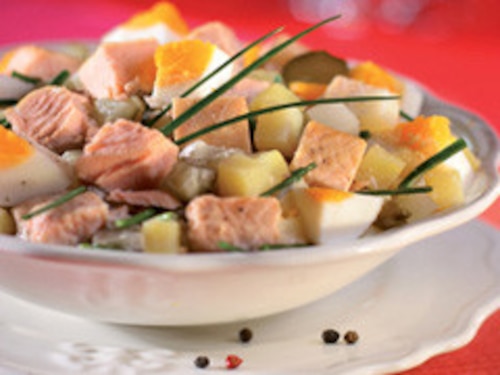 Litewska sałatka z łososia