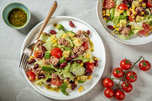 Przepis na Lodowa sałatka z tuńczykiem Lodowa sałatka z tuńczykiem