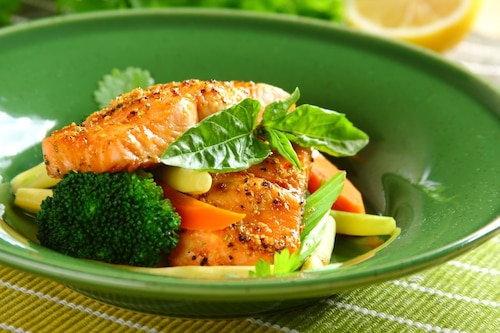 Łosoś herbaciany z syropem klonowym