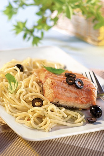 Przepis na Spaghetti z łososiem Spaghetti z łososiem