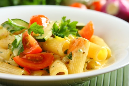 Makaron rigatoni z cukinią