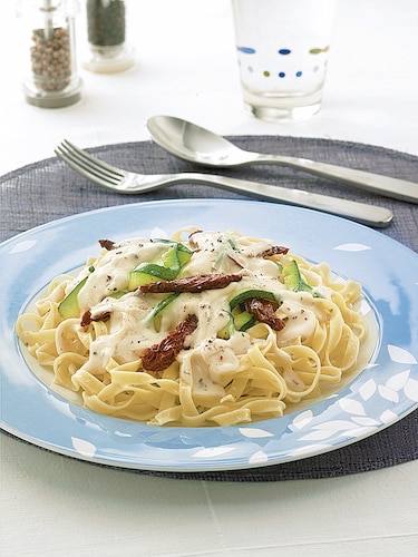 Tagliatelle z cukinią