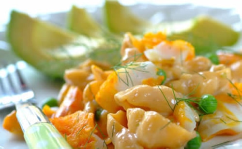 Przepis na Makaron z łososiem i mascarpone Makaron z łososiem i mascarpone