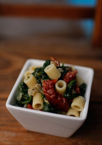 Przepis na Makaron ze szpinakiem Makaron ze szpinakiem