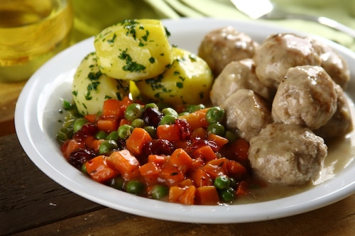 Przepis na Marchewka z groszkiem w sosie żurawinowym Marchewka z groszkiem w sosie żurawinowym